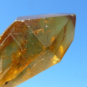 Cuarzo Citrino - Cristal Natural Sin Tratamiento - Lwena (Luena), RD Congo - 46x25x18mm / 26,6g - Gran Claridad y Color