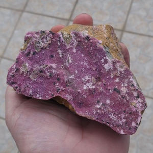 Cobaltoan Dolomite (Calcite) - XLarge: 120x90x55mm / 664g - From Kakanda, DR Congo
