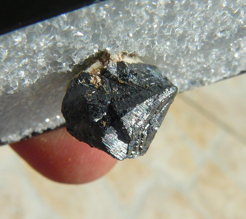 Rutile Paramorph after Brookite - 1960's Thumbnail - Magnet Cove, Arkansas, USA - Superb Bi-pyramidal Crystal - A Classic image 9