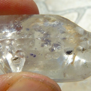 Fluorite in Quartz - c40 tiny fluorites or fluorite casts - Rare DT Included Crystal - Madagascar - 35x18x10mm / 8g - One time Find in 2004