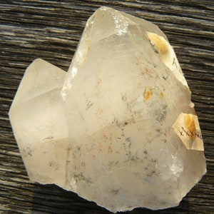 Ajoite ET papagoite dans du quartz - LARGE combinaison de cristaux - Mine de Messine, Afrique du Sud - GRAND : 68 x 63 x 35 mm / 139 g