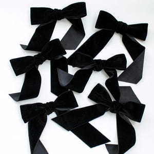 Velvet 5&quot; Black Bow Clip-On Ornaments for Christmas Tree, Set of 6, Gothic Aesthetic, Holiday Decoration