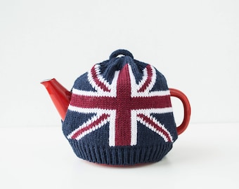 UK Flag Cozy Cover for Small Teapot (2-3 cups), Wool Hand Knitted Cover for Tea Kettle, Gift for Tea Lover and Hostess, Gift for Men