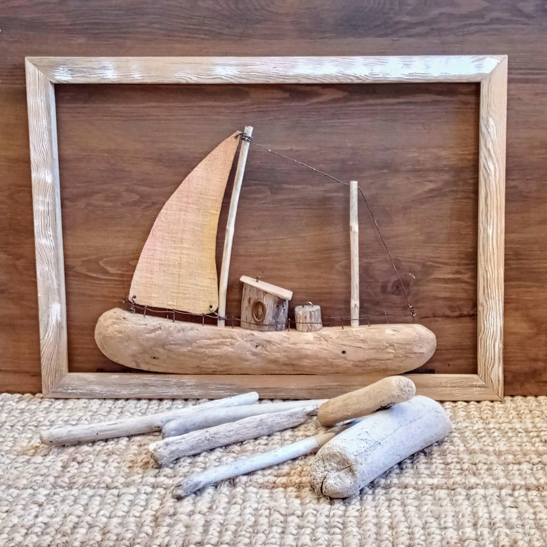 Bateaux En Bois Flotté