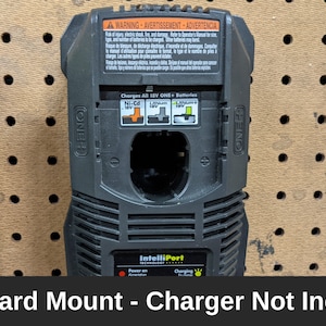 Soporte de tablero perforado Ryobi One+ P118 para cargador de batería One Plus de 18 V