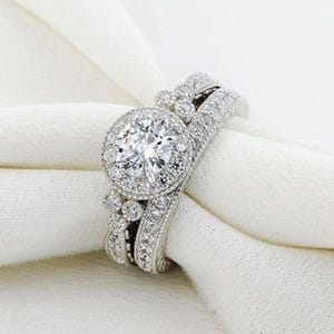 Halo Round Cut Moissanite Diamond Ring Set, Milgrain Art Deco Ring Set, 14K Gold Engagement Ring Set, Antique Wedding Bridal Ring Set