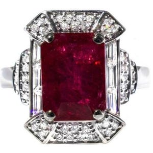 Anello di fidanzamento con rubino e smeraldo e pietra zircone cubico taglio baguette, anello di fidanzamento con alone antico in stile Art Déco, anello da cocktail di ispirazione vintage, anello con pietra preziosa