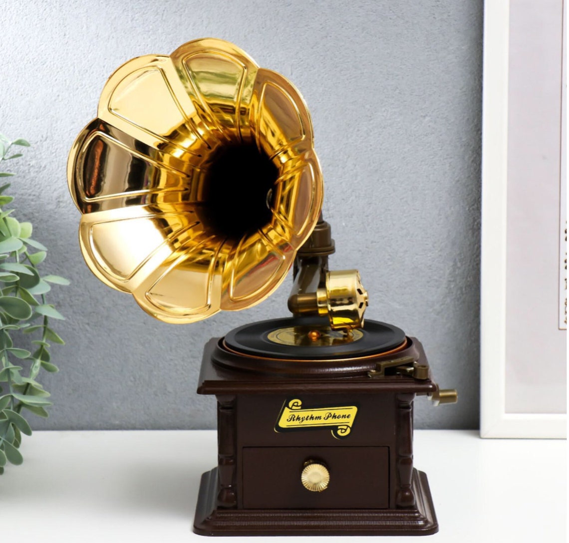 Gramophone Custom Music Box / Phonograph Gravur Musik box / Etsy