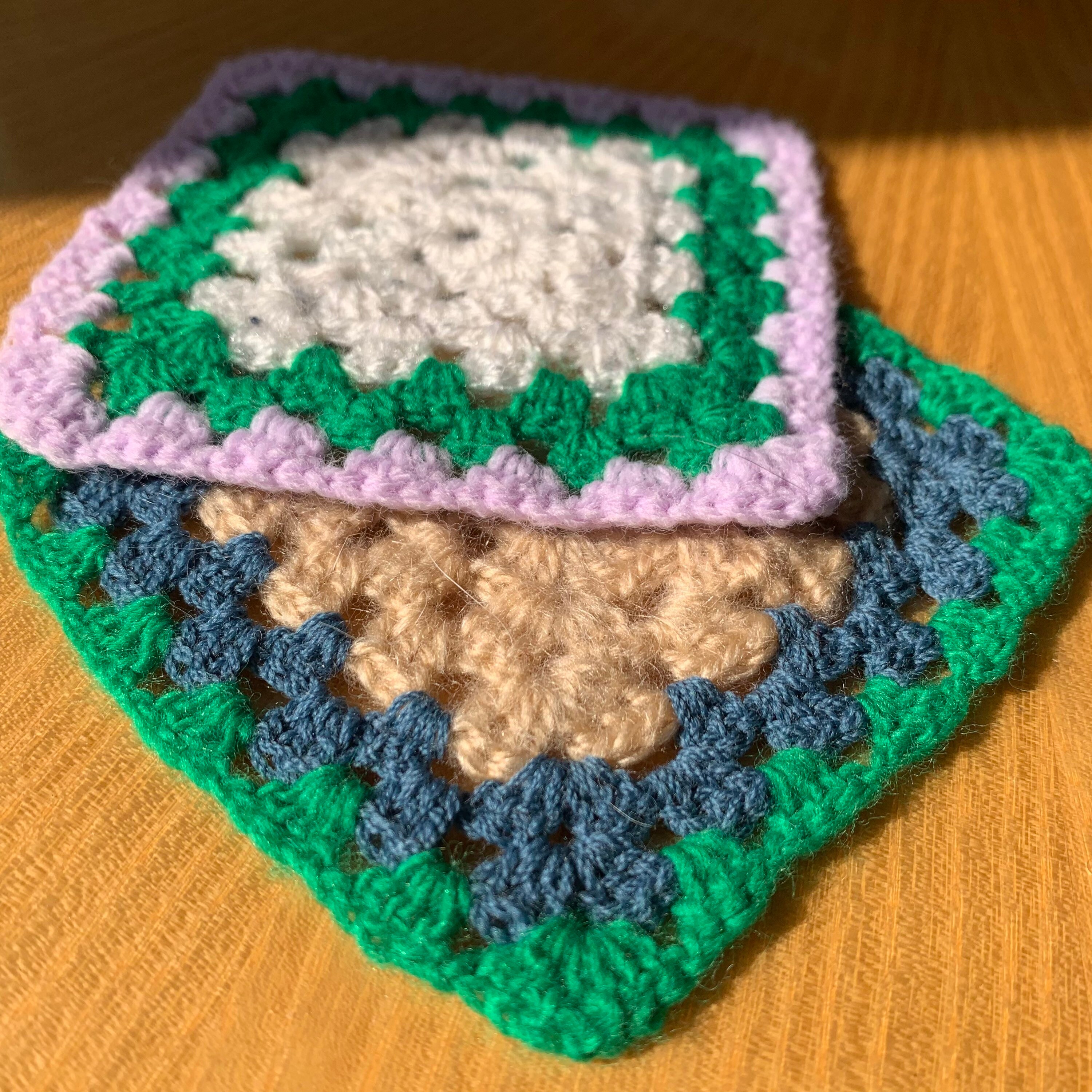 Granny Squares/Carrés Grand-Mère Lot de 2