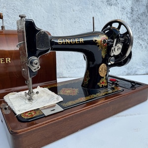 Máquina de coser Singer 128, decoración del hogar, afición, ropa, máquina de coser antigua, decoración del hogar.