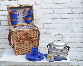 Customizable 4-person deluxe picnic basket for camping, with pans, teapot and burner. picnic basket with coordinated accessories.