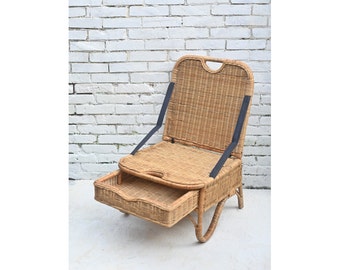 Chaise de plage pliante vintage en osier tissé et cuir sculpté voyage portable.