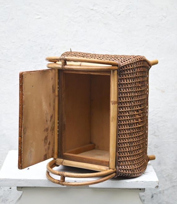ヴィンテージ ウィッカー バスケット（ハンドルと蓋付き）| 手編みの