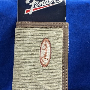 Cartera de tela o vinilo Fender de tres pliegues auténtica para hombre