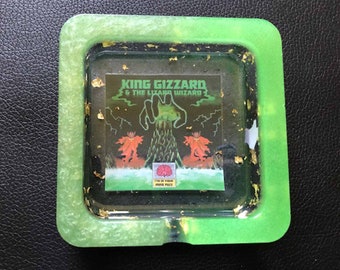 King Gizzard and The Lizard Wizard &quot;I&#39;m in your mind fuzz&quot; Ash Tray that Glows in the Dark