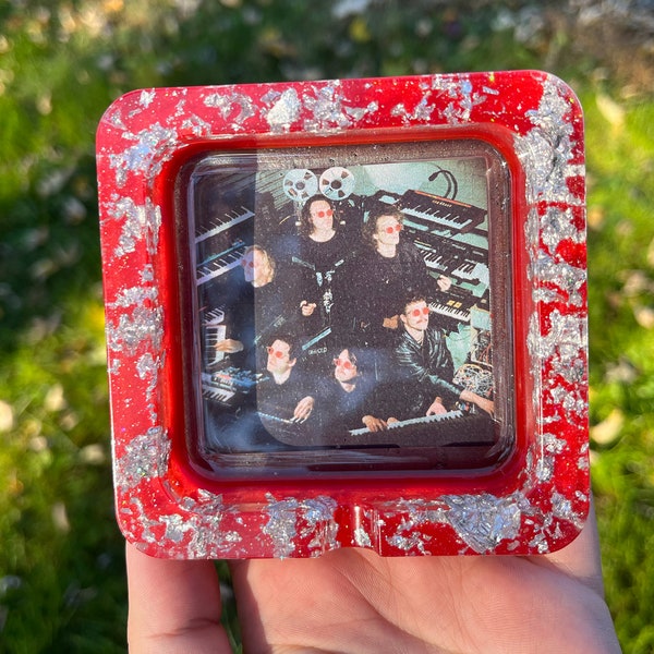 King Gizzard and the Wizard Lizard KGLW NEW! Sliver Core Red, Black and Sliver foil Ashtray with Band Image on the back