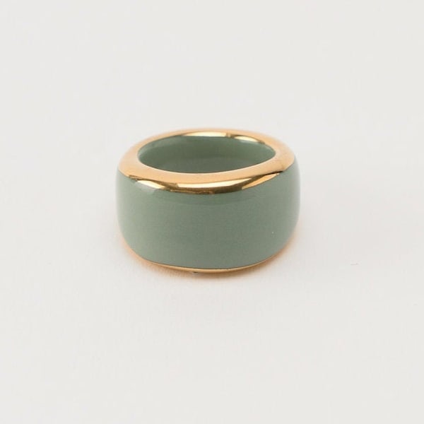 Traditional Korean Pattern Motif Design Ring, Jade Celadon, Ceramic ring, Luxurious ring with gold hand painting, Goryeo Celadon ring