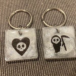 Keychain - Grim Reaper or heart skull, silver