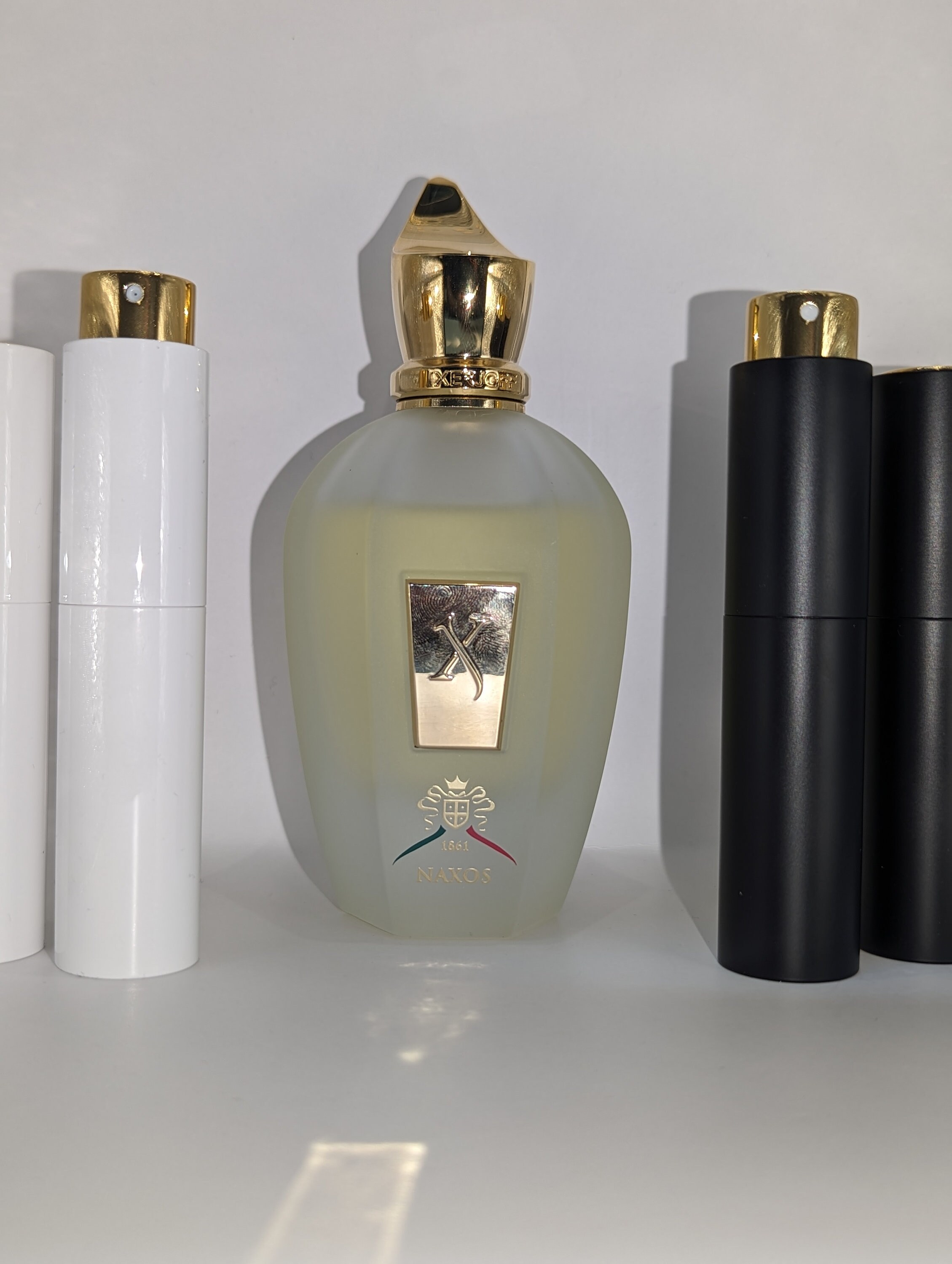 新品未使用 Creed Travel Spray Case 香水ボトル グレー 【公式通販】