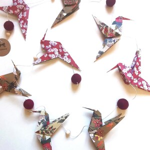 Origami Hummingbird Garland, Flower Pattern, Home Gift, Poetic Handmade Hanging Decoration, Nature-Inspired Wall Decor image 3