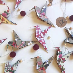 Origami Hummingbird Garland, Flower Pattern, Home Gift, Poetic Handmade Hanging Decoration, Nature-Inspired Wall Decor image 8