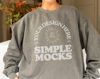 Comfort Colors C1566 Pepper Sweatshirt Mockup, CC 1566 Grey Crewneck Mock-up,  Real Model Mock