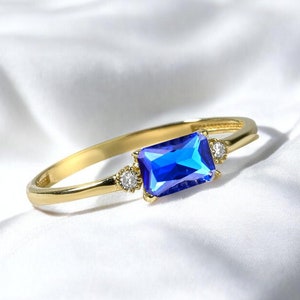 Blue Topaz Gold Ring, 14K Gold Blue Gemstone Ring, Personalized Gift, Custom Birthstone Jewelry Gift for Her, Birthday or Anniversary Ring