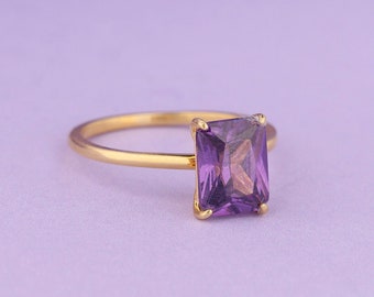 14K Gold Radiant Cut Amethyst Wedding Ring, Solitaire Ring for Women, Minimalist Dainty Jewelry for Her, Engagement Ring, Wedding Band