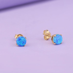 Round Cut Blue Diamond Earrings in 14K Gold, Stud Earrings for Women, Solitaire Earrings for Her, Minimalist Dainty Earrings, Gift for Wife