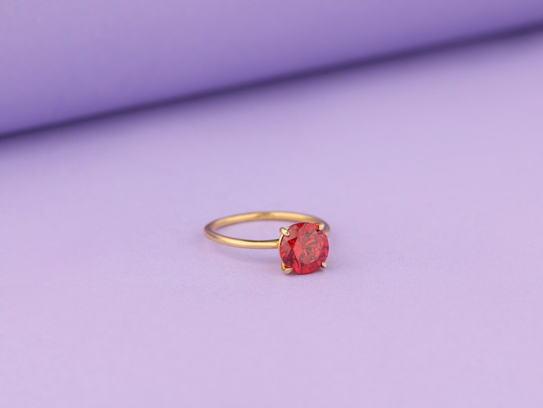 Round Cut Stone Ring in 14K Solid Gold, Minimalist Solitaire