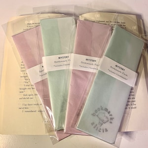 Paquete sorpresa de 3 marcapáginas / Marcapáginas hechos a mano / Plastificados / Regalos para lectores y amantes de los libros / Merchandising literario, Pedido sorpresa
