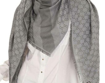 gucci shawl with sleeves