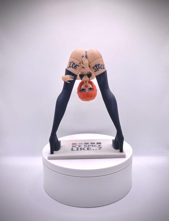 Ice Like...? Album cover figurine (sandstone)