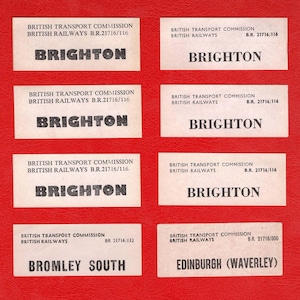 Lotto di 8 biglietti ferroviari originali della British Transport Commission degli anni '30 circa per i bagagli - Brighton Bromley Edimburgo