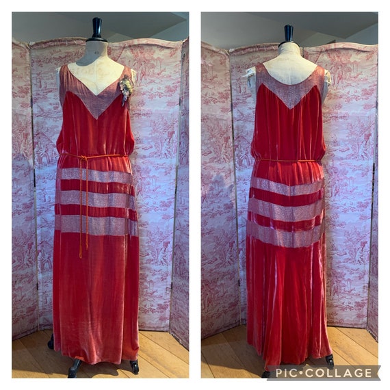 Spectacular RARE 20s couture red silk velvet and … - image 5