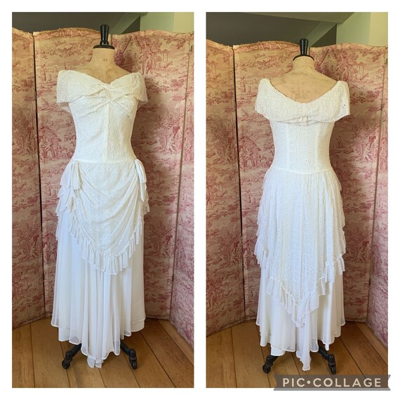 Beautiful antique vintage 1930s sheer ivory eyele… - image 2