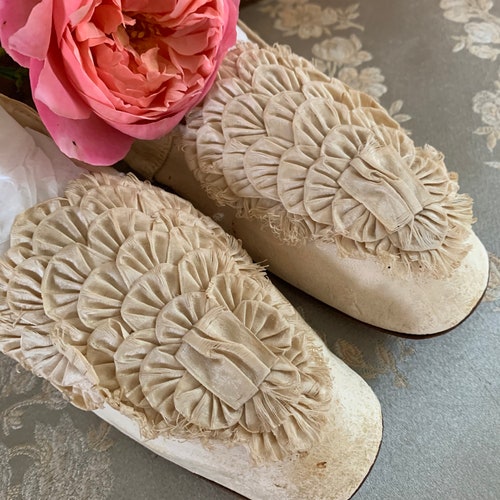 Victorian Cream Silk Wedding Shoes - Etsy