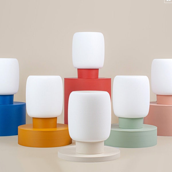 TORO Table Lamp: Customizable Size & Color - Retro Minimalist Design - Soft Ambiance Lighting