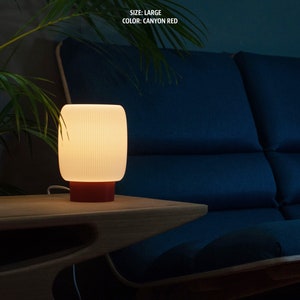 TORO Tischlampe: Anpassbare Größe und Farbe minimalistisches Retro-Design sanfte Ambientebeleuchtung Bild 7