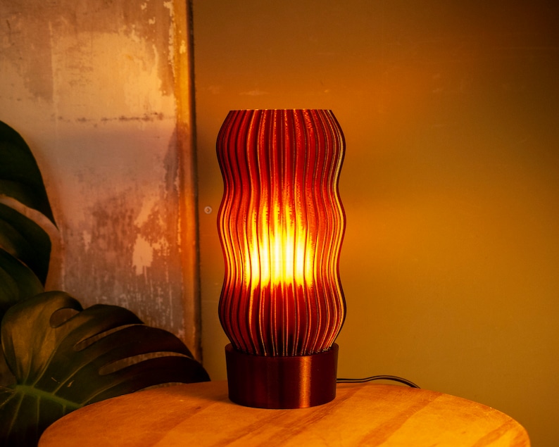 Wavy x AMBER table lamp, retro minimal design, 3d printed with 99% recycled plastic E27, E26, A19 LED afbeelding 1