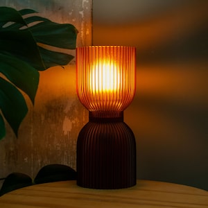 DIABOLO Tischlampe – Umweltfreundliche bernsteinfarbene Lampe, 3D-gedruckt aus recyceltem PETG-Material, zur Verwendung mit LED-Leuchtmitteln