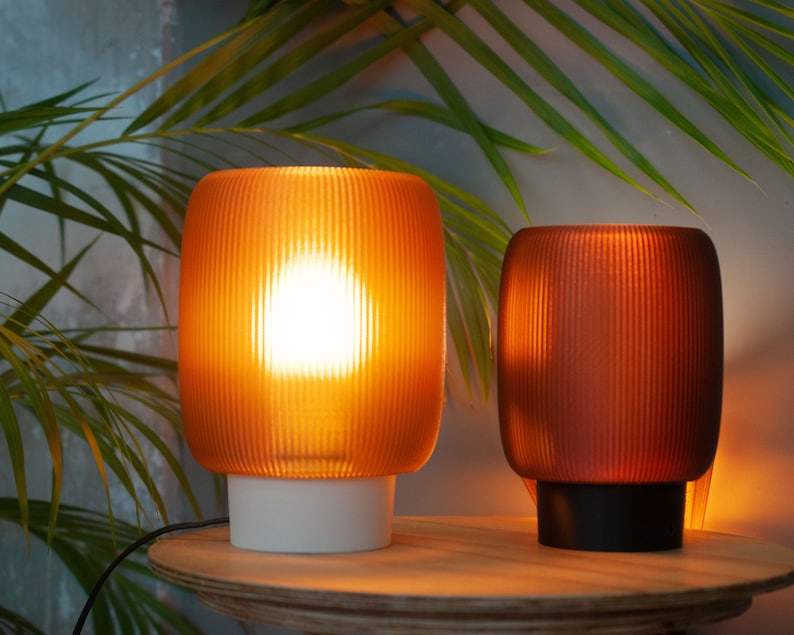 Tischlampe TORO x AMBER, minimalistische 3D-gedruckte Nachttischlampen im Retro-Stil Bild 2