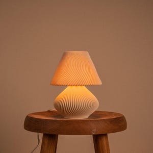 Lámpara de mesa DUNE | Iluminación ambiental suave | Decoración bohemia minimalista para interiores acogedores