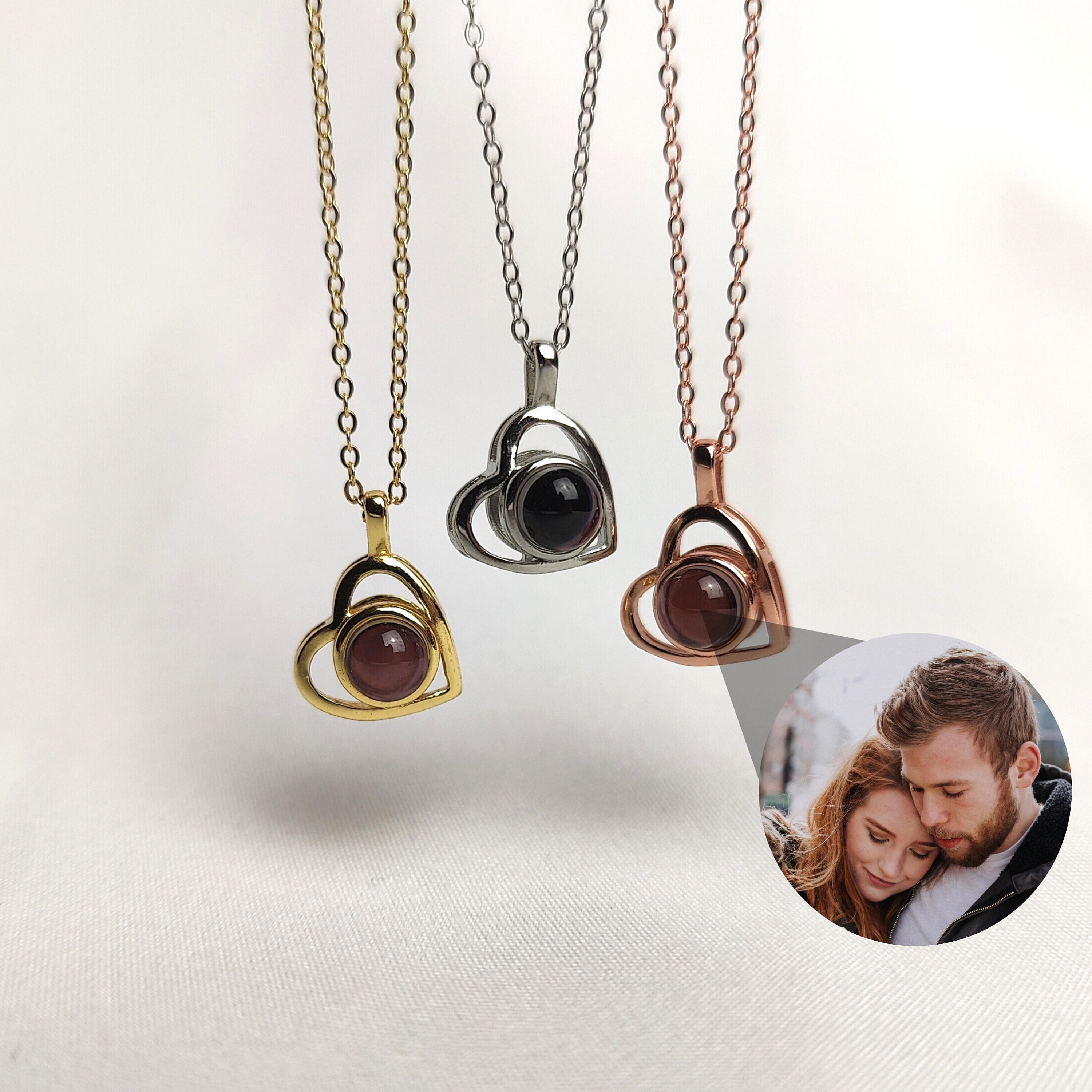 Personalized Photo Necklace Projection 