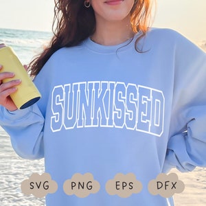 Sunkissed Svg, Varsity Sunkissed PNG, Beach Vibes, zomershirt, Summer Vibes, Cricut Svg, Vacay Vibes, sublimatieontwerp, commercieel gebruik