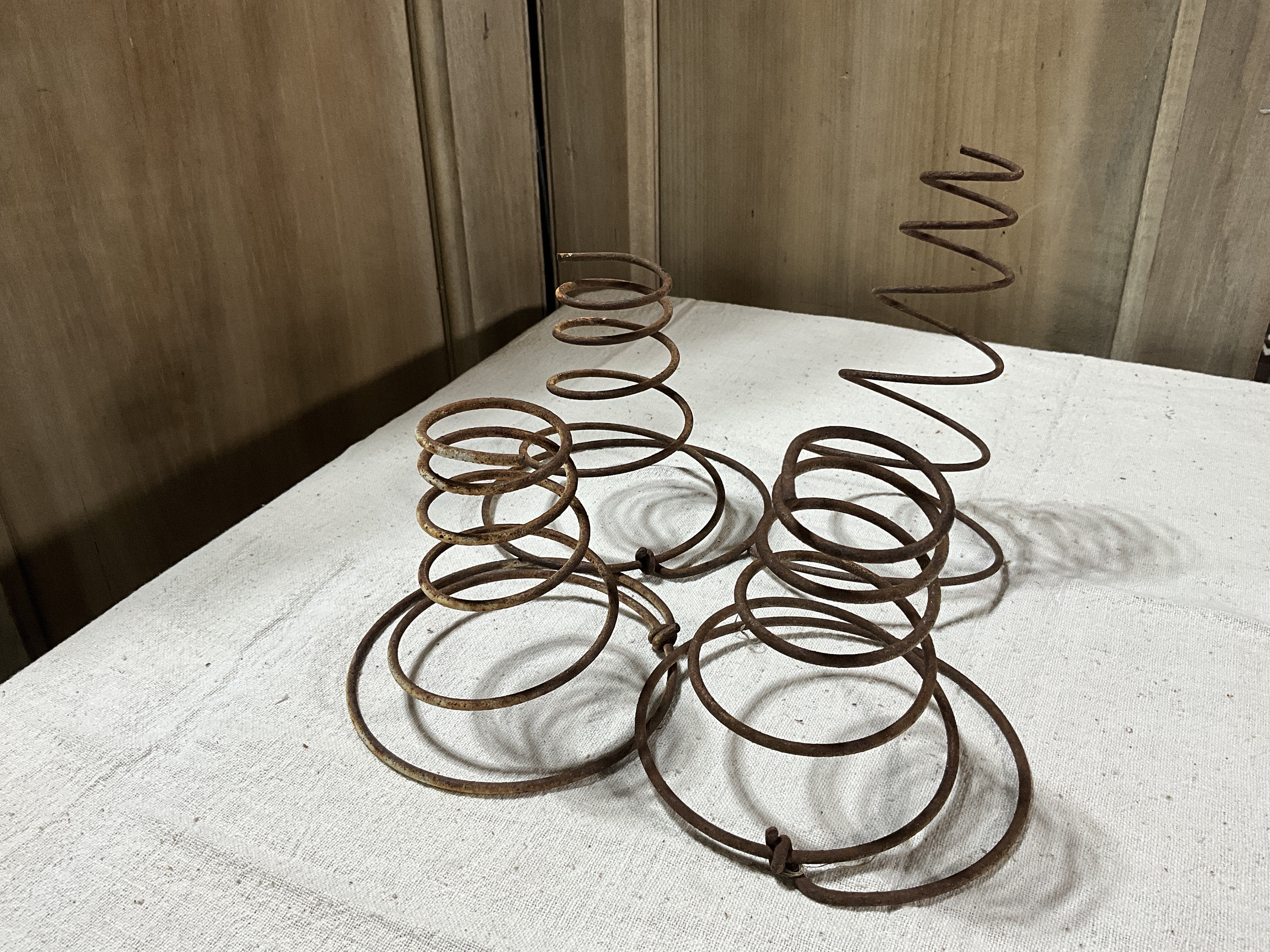 4 Old Rusty Metal Bed Springs Craft Display DIY Rust Etsy