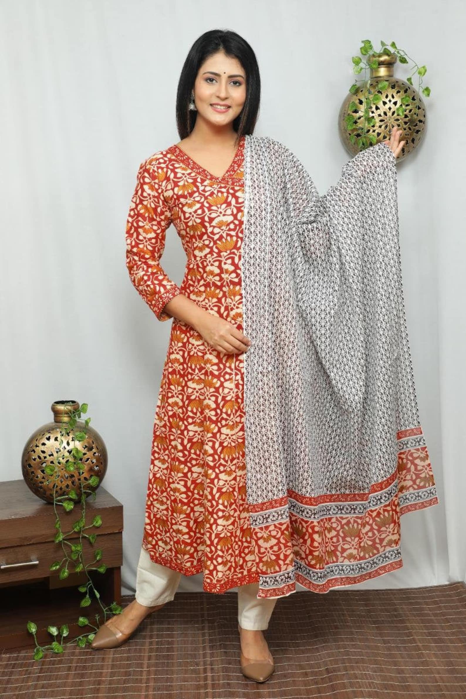 nykaa kurti set with dupatta