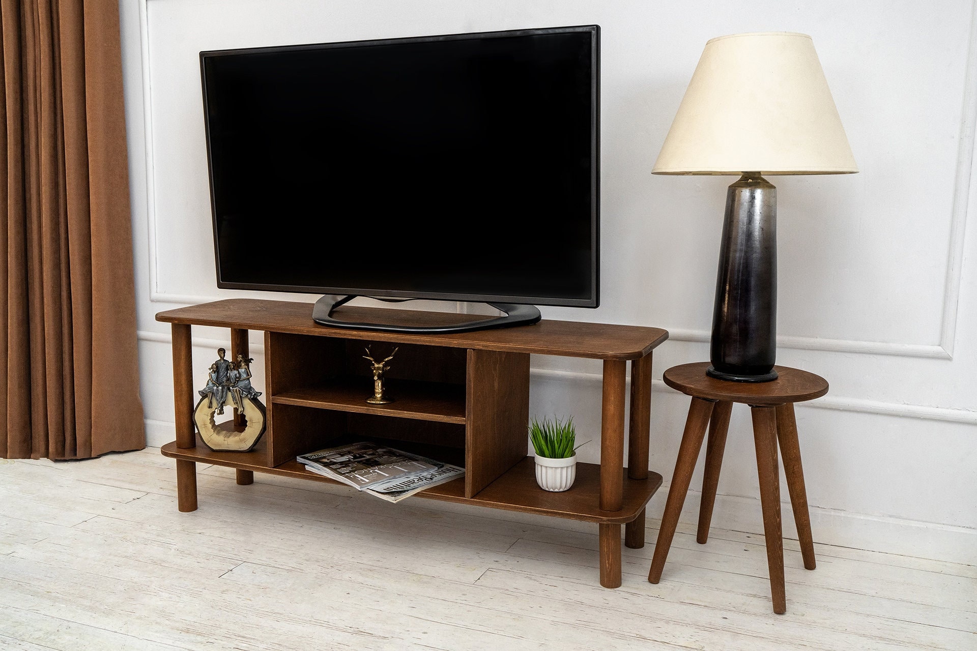Tv Stand with Storage Console, Modern Walnut Television Livingroom Furniture, Wooden Media Turnable Stand Unit Cabinet, Entertainment Center