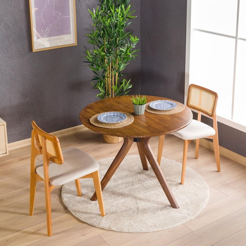 We combine round dining table 2 to 6 seat dining room dinner table and small walnut wood circular dine table kitchen furniture ready to use. Our Solid Oak Wood Dine Table as a Circular Kitchen Furniture.