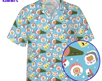 Könnte beinhalten: Ein hellblaues kurzärmeliges Hemd mit Knopfleiste und einem durchgehenden Muster aus verschiedenen Sushi-Rollen und Handrollen im Kawaii-Stil mit lächelnden Gesichtern. Das Hemd hat einen Kragen und eine Knopfleiste. Der Text OWLMIND GEEK ist sichtbar.